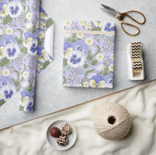 Lentetuinbloemen op lavendel cadeaupapier (Crafts)
