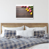 Lentetulpen voor Valentijnsdag Canvas Afdruk (Insitu (Slaapkamer))