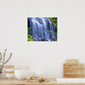 Lentewater dat over mos stroomt poster (Keuken)