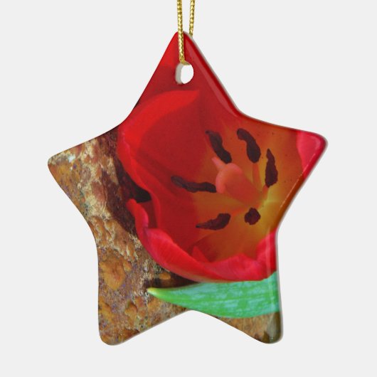 Lentgele en rode tulp keramisch ornament (Links)