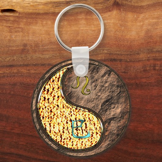 Leo & Earth Snake Sleutelhanger (Voorkant)