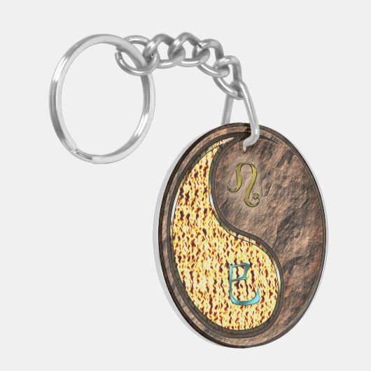 Leo & Earth Snake Sleutelhanger (Voorkant Links)