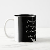 Leo Tolstoy - Verander de wereld. - Gepersonalisee Tweekleurige Koffiemok (Links)