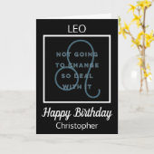 Leo Zodiac Fun Quote in Black and White Birthday Kaart (Gele Bloem)