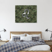 Leo Zodiac Sign on Green Digital Camouflage Canvas Afdruk (Insitu (Slaapkamer))