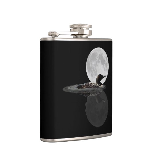 Leon slikt in de Drink van het maanlicht Heupfles (Rechts)