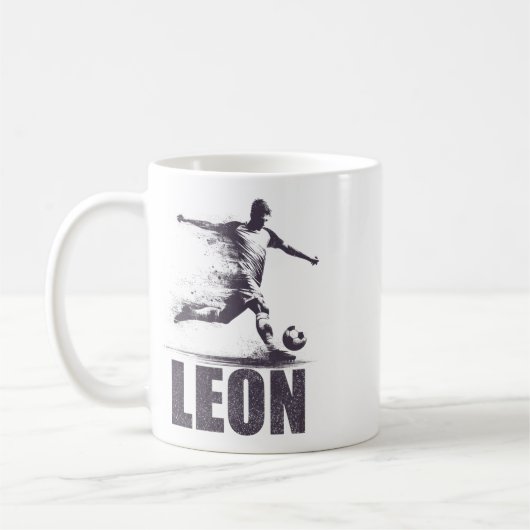 Leon Soccer Boys Personalized First Name Leon Koffiemok (Links)