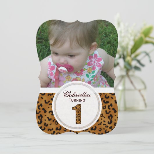 Leopard 1st Birthday: Afbeelding:partijuitnodiging Kaart (Staand voorkant)