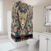 Leopard Bliss: rust tussen tropische vogels Douchegordijn (In situ)