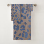 Leopard Blue Pattern Bad Handdoek (Insitu)