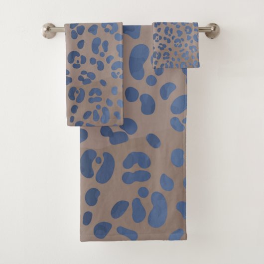 Leopard Blue Pattern Bad Handdoek (Insitu)