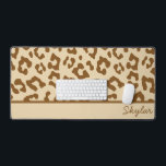Leopard Cheetah Animal Print Aangepaste Cursieve N Bureaumat<br><div class="desc">Dit is een Leopard Cheetah Animal Print Custom Cursive Name Desk Mat!</div>