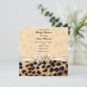 Leopard Cheetah Print Bow Party Douche Uitnodiging (Staand voorkant)