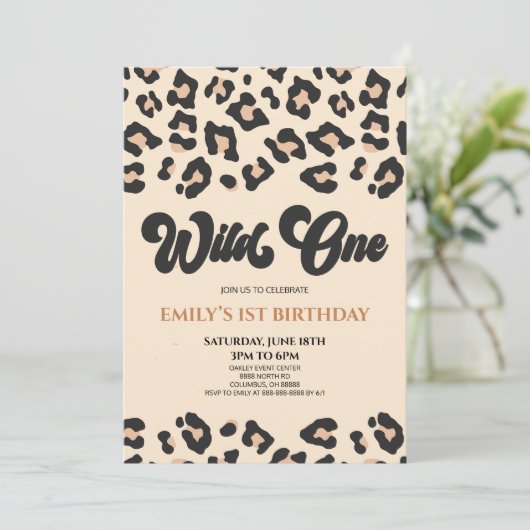 Leopard Cheetah Print Wild Een 1e verjaardagsfeest Kaart (Staand voorkant)