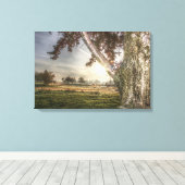 Leopard Doll in een boomschilderdruk Canvas Afdruk (Insitu (Houten vloer))