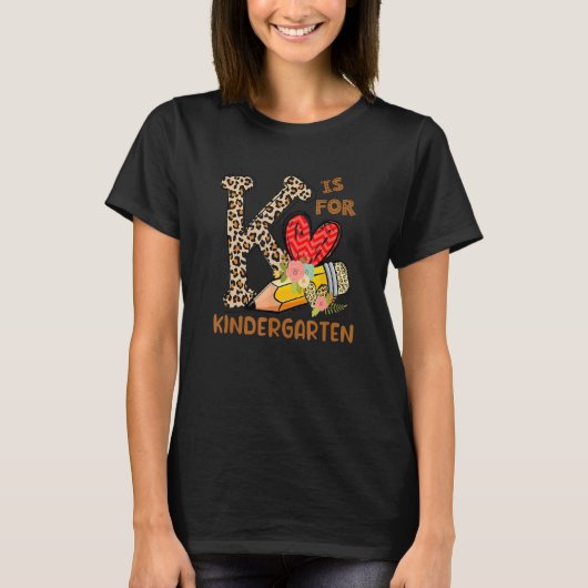 Leopard Flowers K is voor Kindergarten T-shirt (Voorkant)