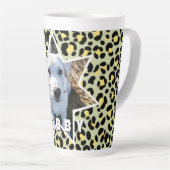 Leopard geel zwart foto gepersonaliseerd latte mok (Rechterhoek)