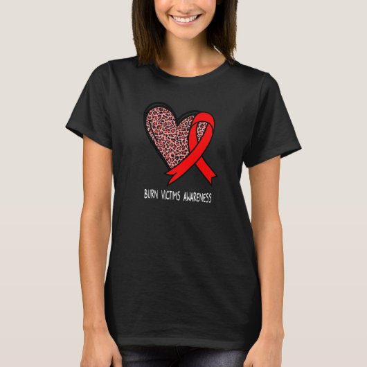 Leopard Heart Burn Slachtoffers zijn zich bewust v T-shirt (Voorkant)
