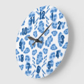Leopard Ikat in Blue Porcelain Grote Klok (Hoek)