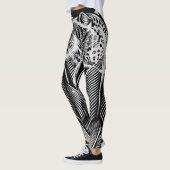 Leopard Line Flow – Artistic Black & White Leggings (Links)