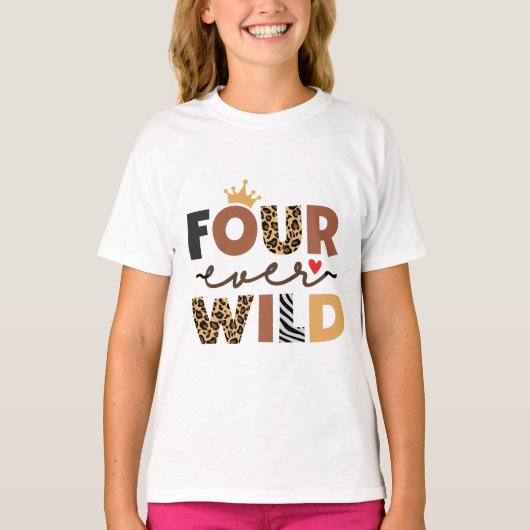 Leopard Meisje 4e verjaardag Vier Ever Wild 4 jaar T-shirt (Voorkant)