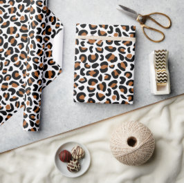 Leopard Patroon Verjaardag Witte Achtergrond Naadl Cadeaupapier