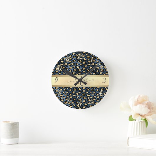 Leopard Pattern Black Bronze Monogram Ronde Klok (Huis)