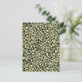 Leopard Pattern in Mint Green over Oatmeel Briefkaart (Staand voorkant)
