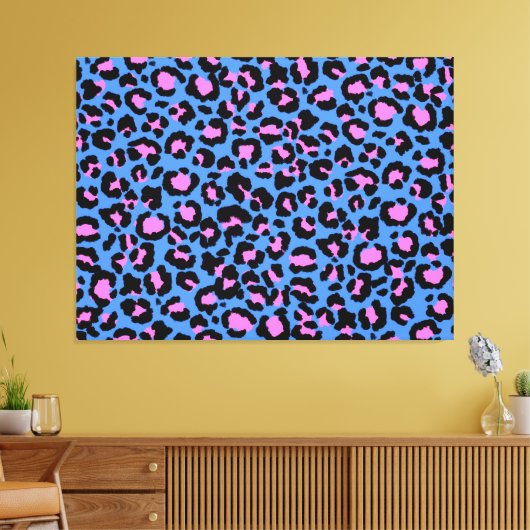 Leopard Pattern in Raspberry op Electric Blue Canvas Afdruk (Insitu (Woonkamer))
