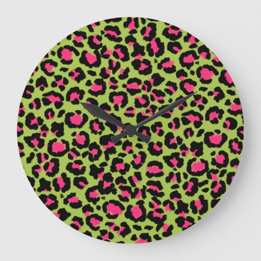 Leopard Pattern in Raspberry op Lime Green Grote Klok (Voorkant)