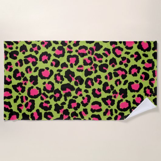 Leopard Pattern in Raspberry op Lime Green Strandlaken (Voorkant)