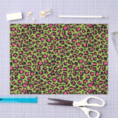Leopard Pattern in Raspberry op Lime Green Tissuepapier (Craft)