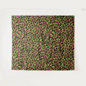 Leopard Pattern in Raspberry op Lime Green Wandkleed (Voorkant (horizontaal))