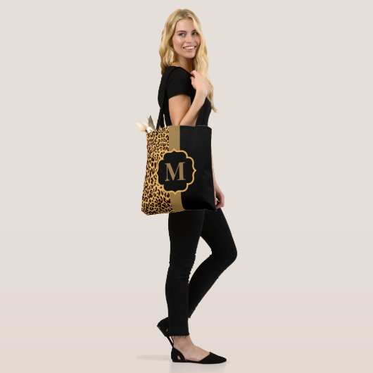Leopard Pattern Tote Bag (Op model)