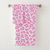 Leopard Preppy Pink Line Bad Handdoek (Insitu)