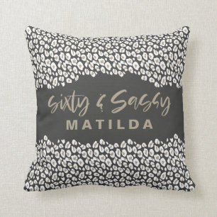 Leopard print 60 jaar en sassy 60 jaar cadeau t kussen