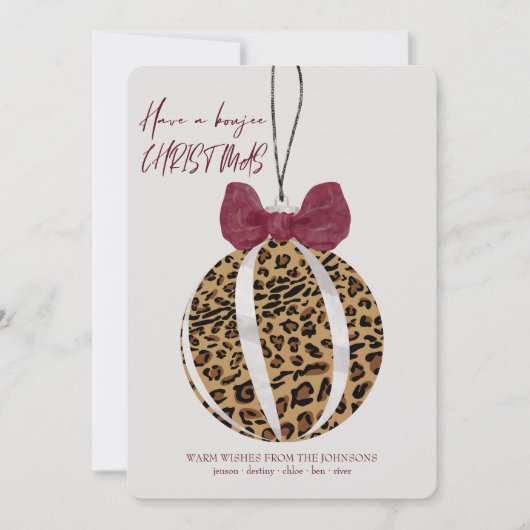 Leopard Print Bauble Burgundy Bow Boujee kerst Feestdagenkaart (Voorkant)