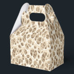Leopard Print Bedankdoosjes<br><div class="desc">Deze feestgunstbox wordt getoond in een moderne safari luipaardprint. Kleuren van beige en bruine tinten. Pas dit object aan of koop zoals in de afbeelding. Afbeelding</div>