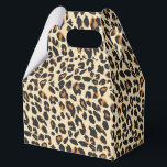Leopard Print Bedankdoosjes<br><div class="desc">Deze feestgunstbox wordt getoond in een moderne safari luipaardprint. Kleuren van beige en bruine tinten. Pas dit object aan of koop zoals in de afbeelding. Afbeelding</div>