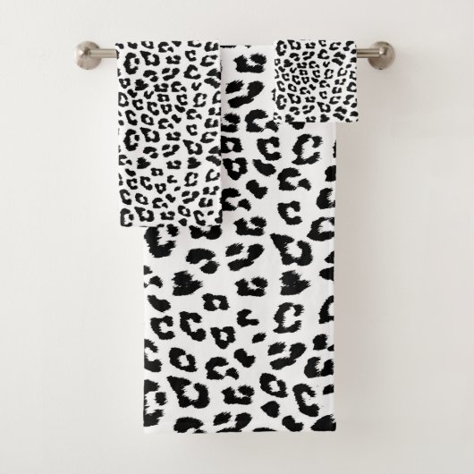 Leopard Print Black en White Bad Handdoek (Insitu)