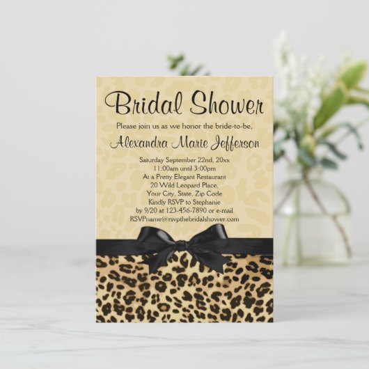 Leopard Print Bridal Shower Uitnodiging (Staand voorkant)