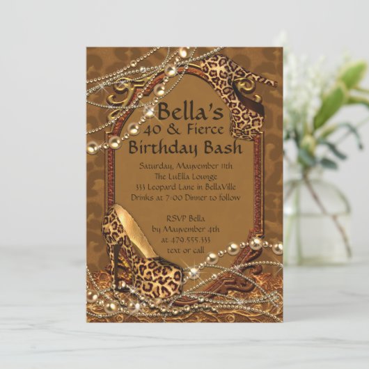 Leopard Print Dames Verjaardag Uitnodigingen (Staand voorkant)