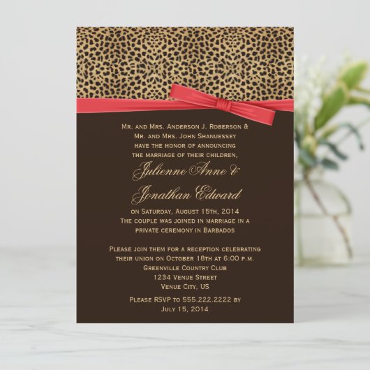 Leopard Print FAUX Red Ribbon Post Wedding Kaart (Staand voorkant)