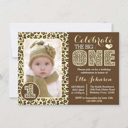 Leopard Print First Birthday Party Invitation Kaart (Voorkant)