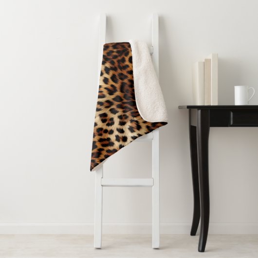 Leopard Print Fur Sherpa Deken (In situ)
