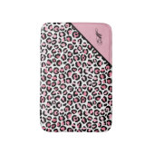 Leopard Print in roze wit en zwart met monogram Badmat (Voorkant Verticaal)