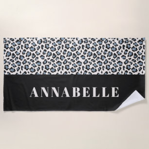 Leopard print initiaal typografie blauw modern strandlaken