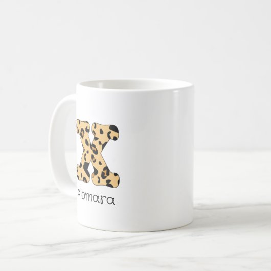 Leopard Print Initiaal x Onderkast en Naam Koffiemok (Voorkant links)