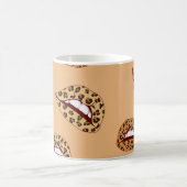 Leopard print lippen naadloos patroon, cheetah lip koffiemok (Center)