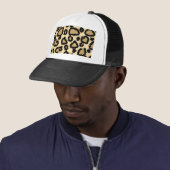 Leopard Print Pattern, Bruin en Zwart. Trucker Pet (In situ)